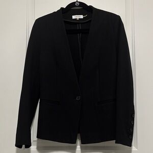 Calvin Klein Women's Elegant Black Blazer